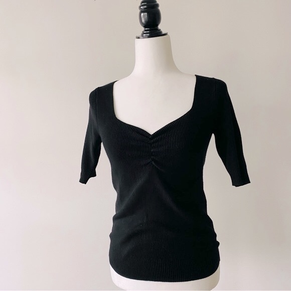 Sweetheart Knit Top - Picture 1 of 11